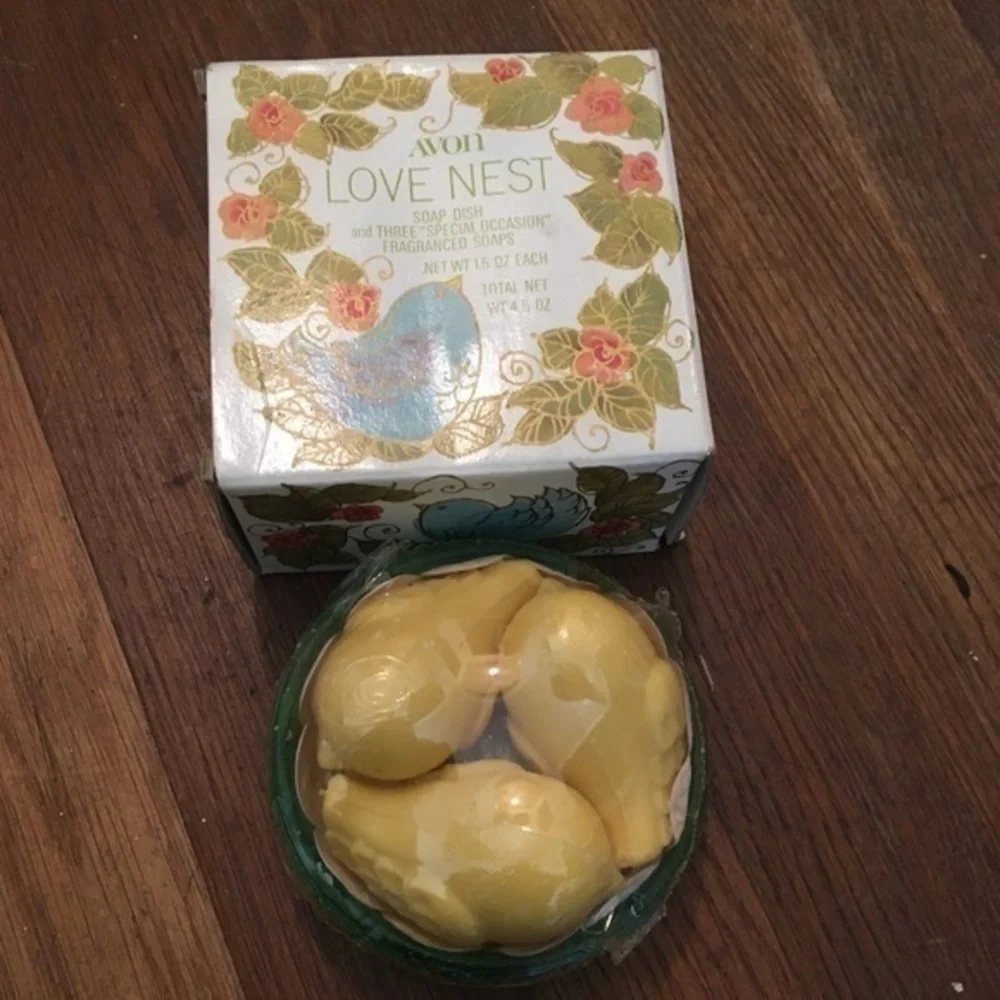 Avon Love Nest Bird Trio Special Occasion Soaps NWOT